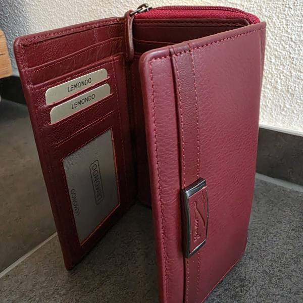 Damenbörse aus rotem Leder