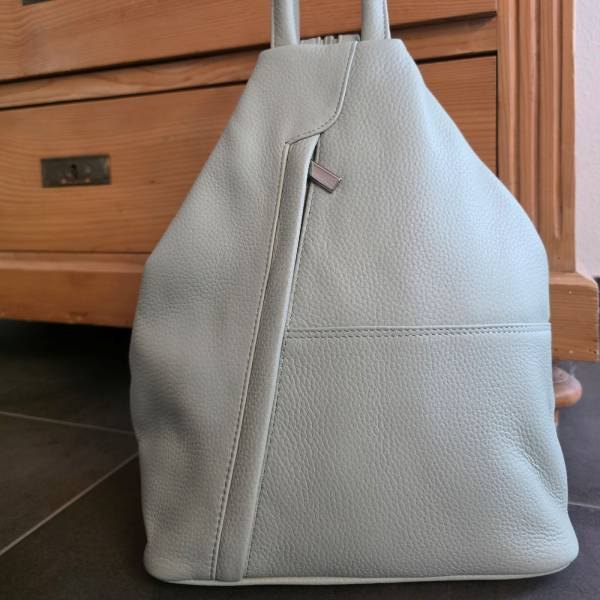 Hellgrauer Damenrucksack aus Leder von Cinino